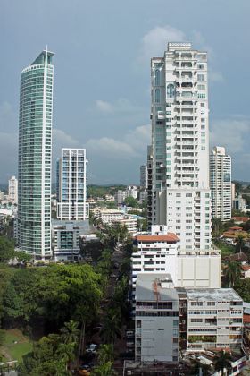 Apartment buildings in Panama City, Panama – Best Places In The World To Retire – International Living